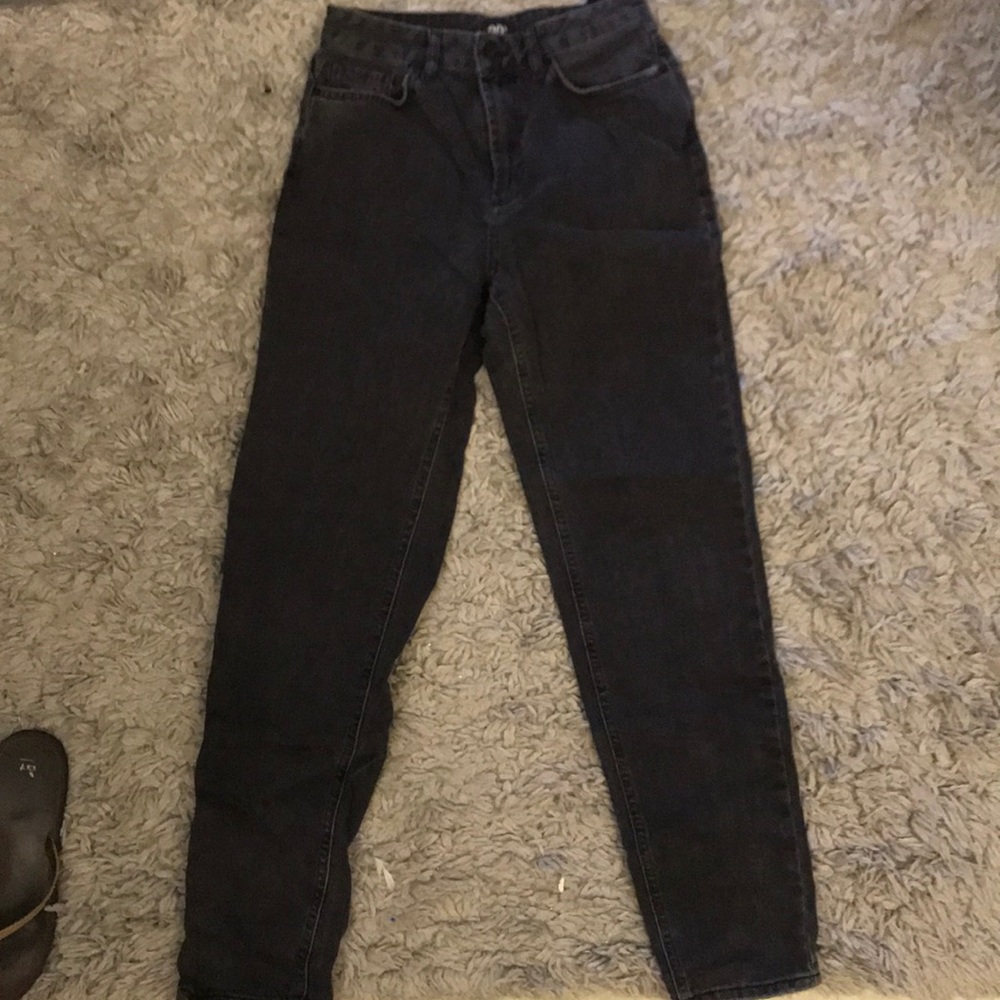 Black mom jeans
